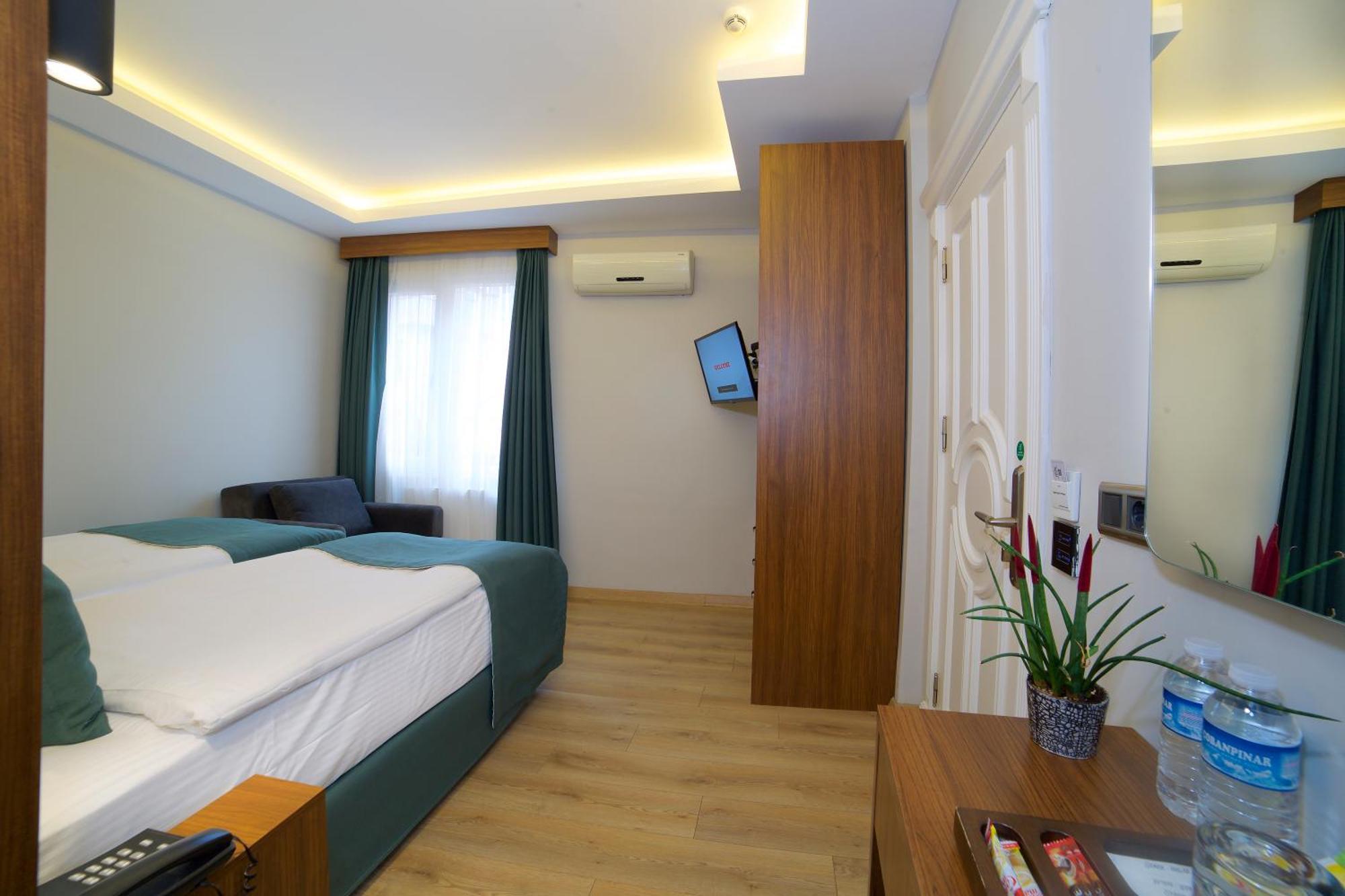 Hotel Black Tulip Istanbul Exterior photo