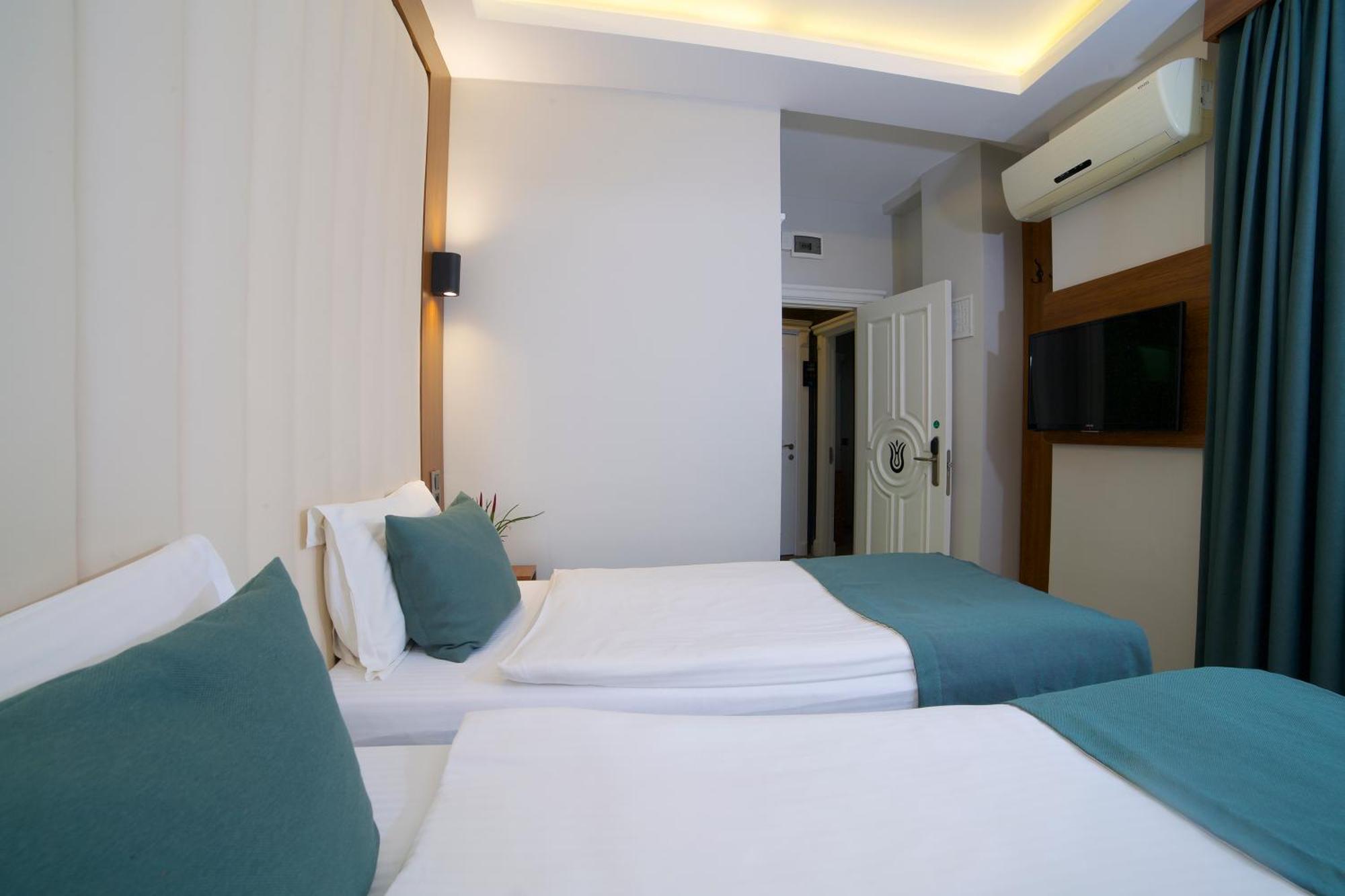 Hotel Black Tulip Istanbul Exterior photo