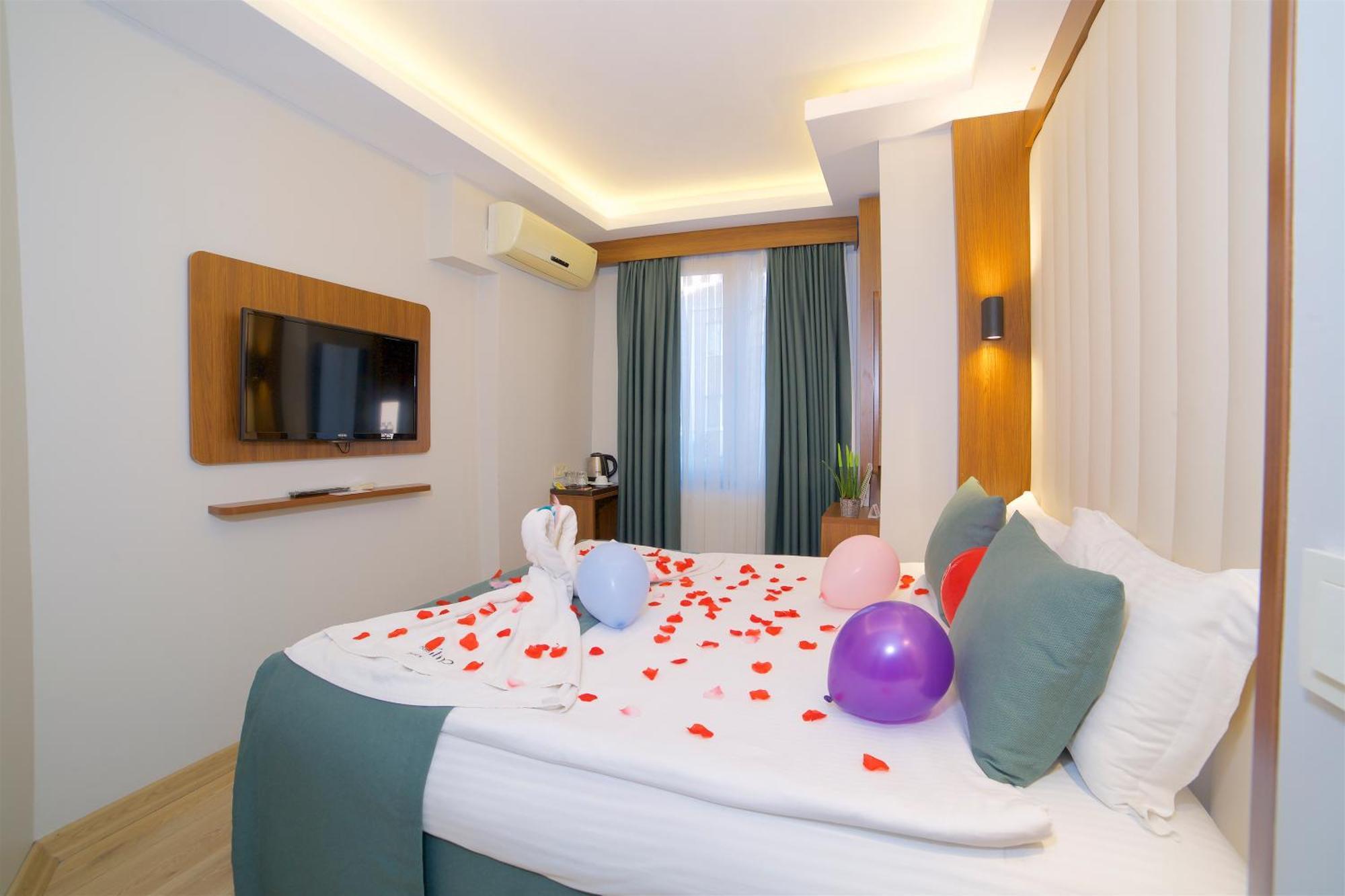 Hotel Black Tulip Istanbul Exterior photo